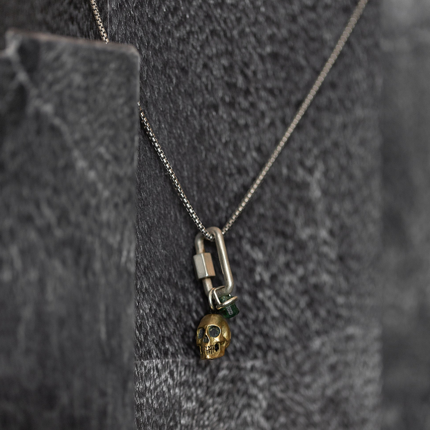 Carabiner Lock Skull & Emerald Necklace