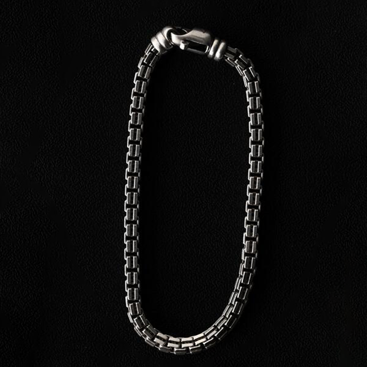 New Box Chain Bracelet