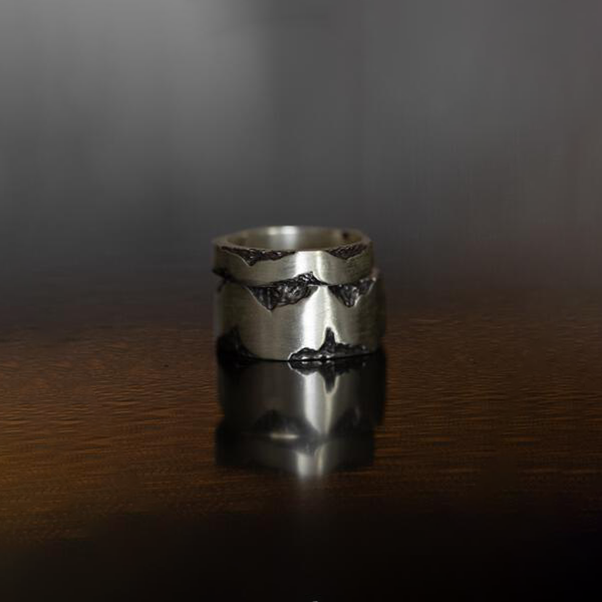 Waves Ring 10mm Band