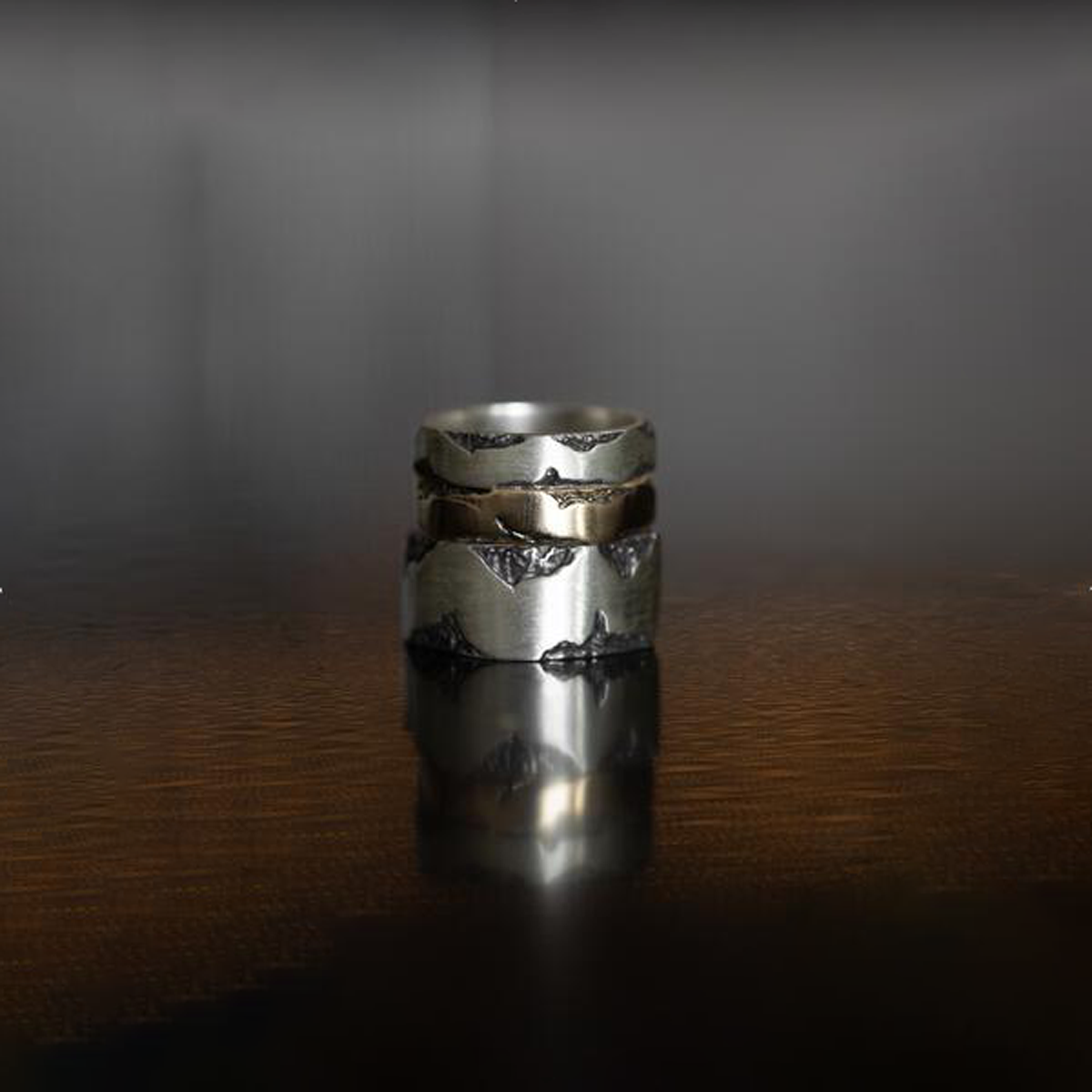 Waves Ring 4mm Band