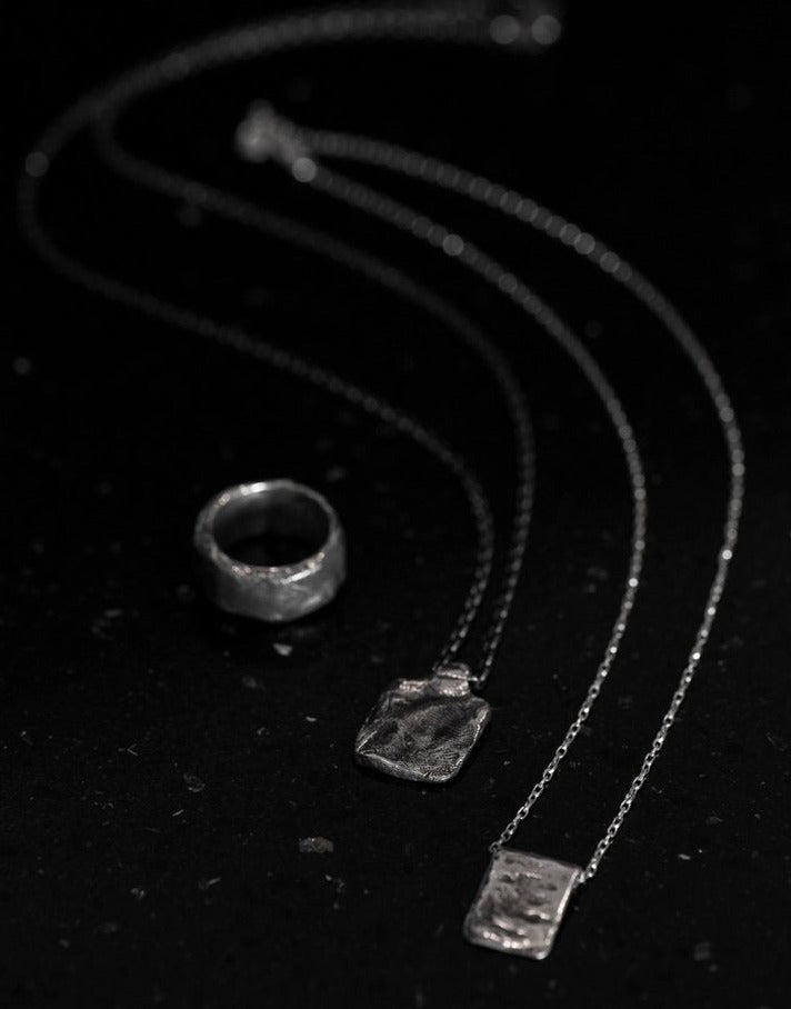 Fingerprint Textured Tag Necklace
