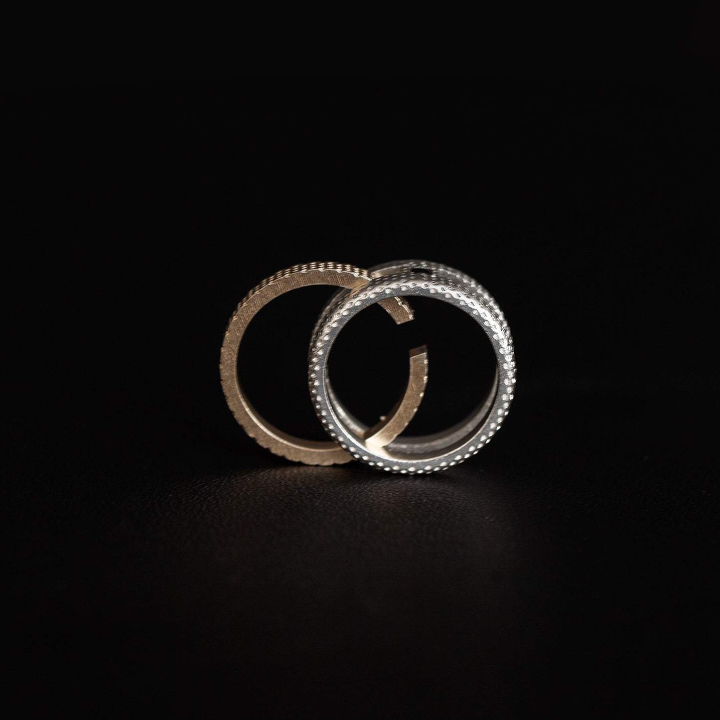 Round Double Interlock Diamond Ring